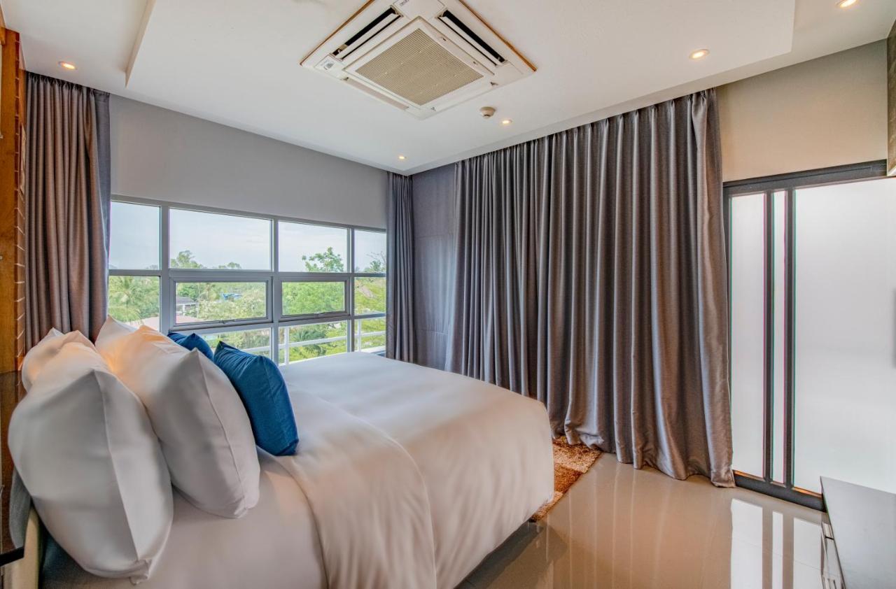 Nh Boat Lagoon Phuket Resort Bagian luar foto